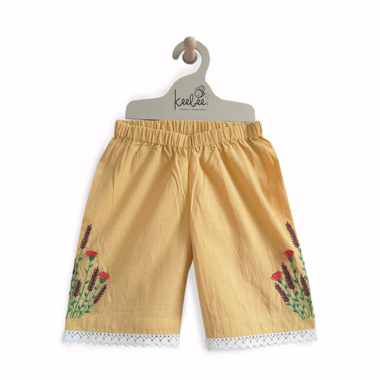 Organic Cotton Embroidered Capri Pants